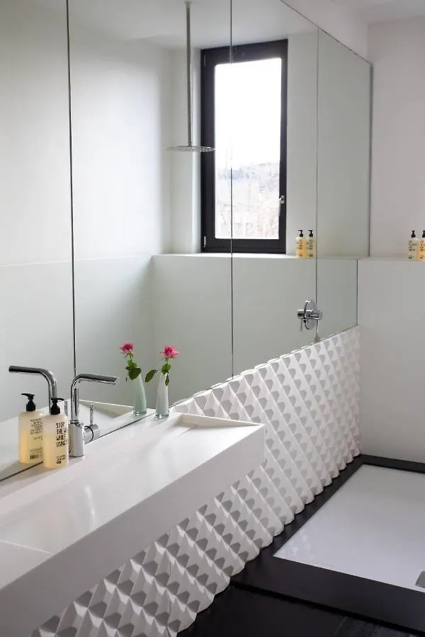 B&B Suites Feek Antwerpen 5*,  Belgien