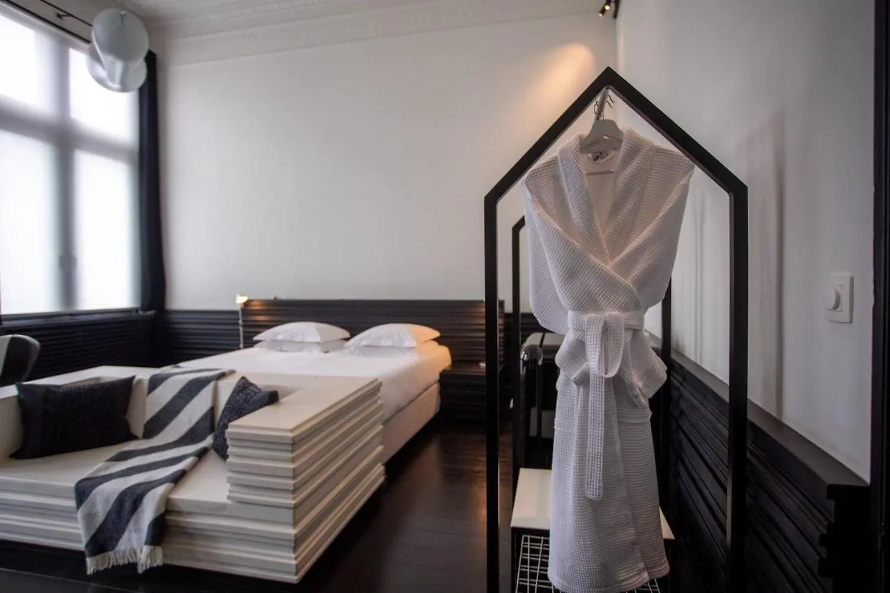 B&B Suites Feek Antwerpen 5*,  Belgien