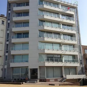 Raversijde With Sea View Ostende